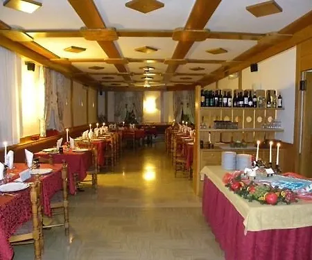 Cova Hotel 3*
